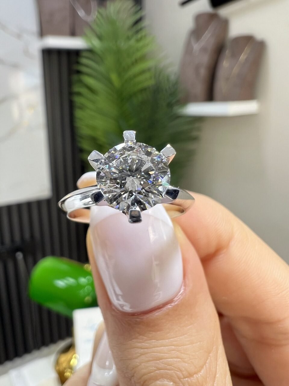 Tiffany Model Tektaş Yüzük 1.55 ct